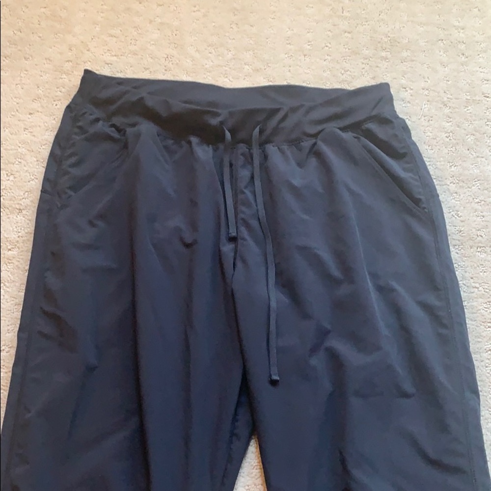 Zella crop black pants